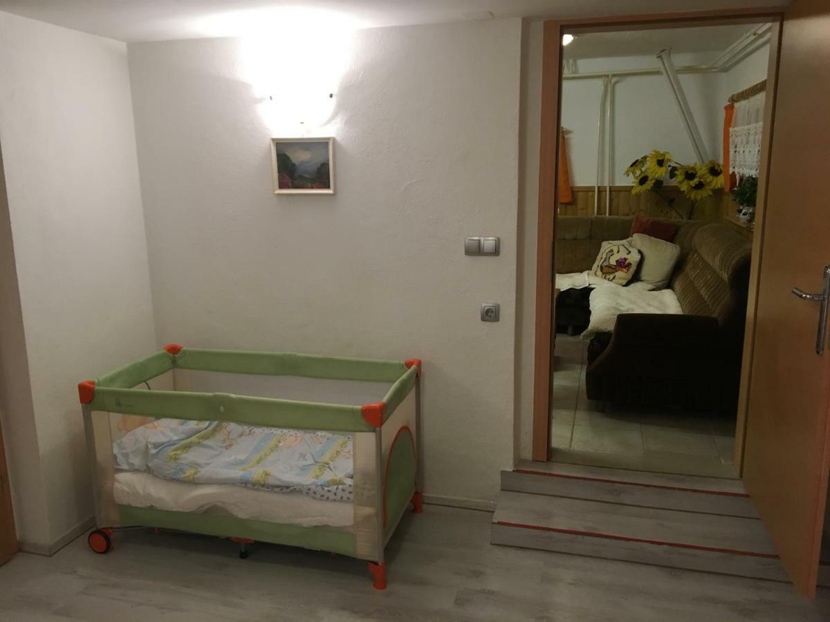 Apartma Metka มอยสตรานา ภายนอก รูปภาพ